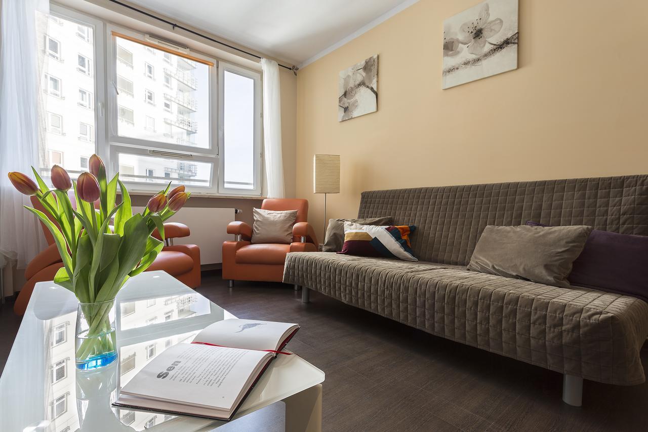 P&O Serviced Apartments Gdanski Station Varsovia Exterior foto